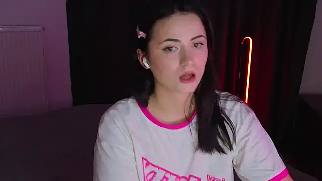 missy3kissy online show from March 21, 6:24 pm