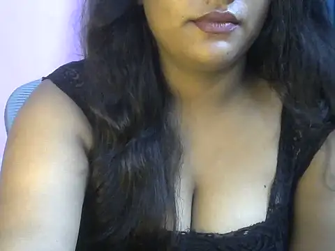 QUEEN-OF-QUEEN online show from June 19, 8:12 pm