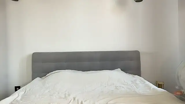 alyrasun online show from April 5, 6:12 am