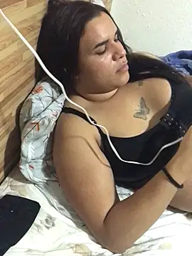 Gabrielaparaiso online show from May 7, 11:41 pm