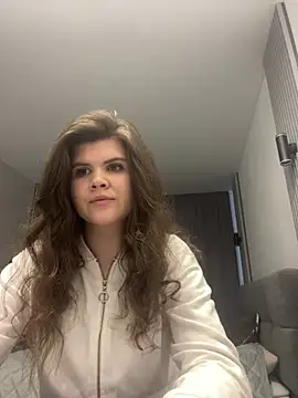 Dreamy Mia  online show from March 6, 2:56 pm