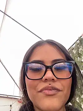 Cloe pink1 online show from March 18, 4:23 pm