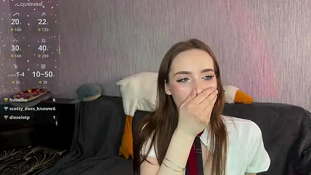 Your-Night-Fury online show from March 16, 5:44 am