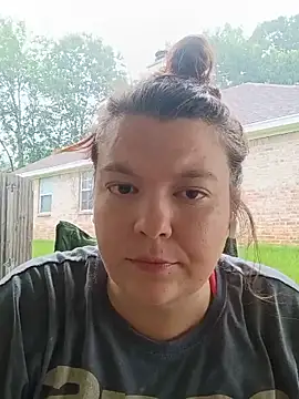 Sluttynoel online show from June 19, 8:45 pm