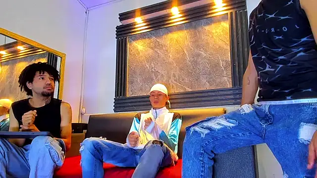 Angelo Blessed online show from June 5, 7:42 pm