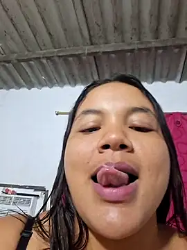 monicarokaforte online show from June 8, 4:13 am