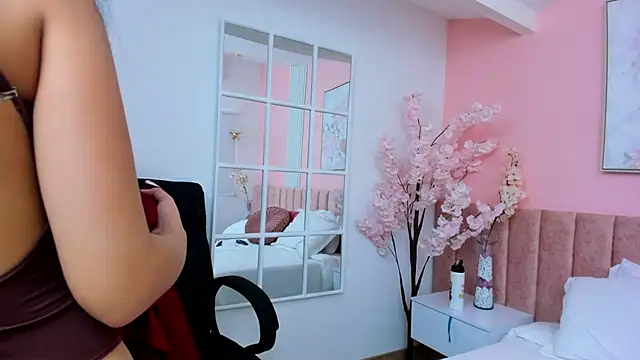 Skarlet Kiss online show from April 4, 7:13 pm