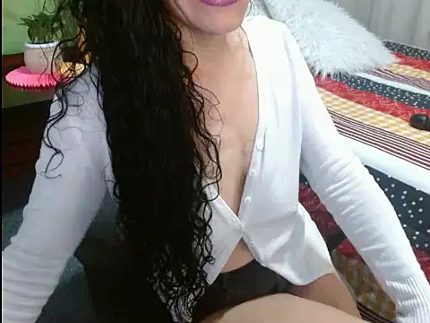  Alexandra Jones online show from March 30, 2:44 am