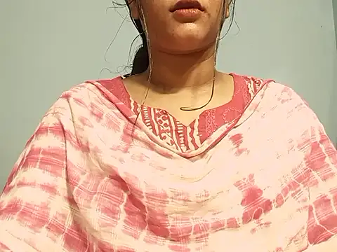 Emma 4433 online show from May 24, 8:30 pm