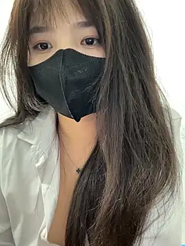 VyVy18 online show from April 24, 3:59 pm