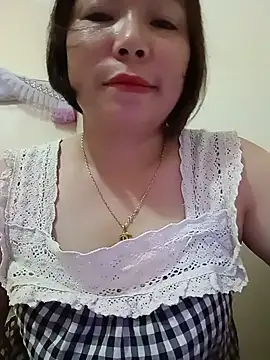 SingleeMomm online show from June 26, 5:41 am