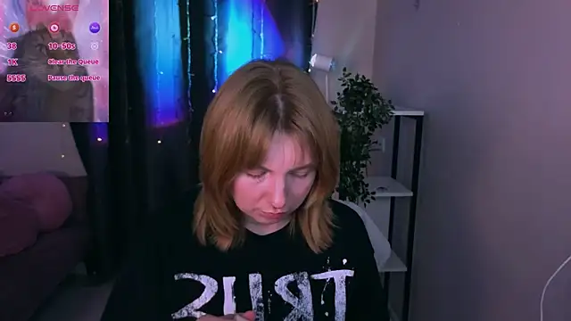 susie miu online show from June 21, 9:52 pm