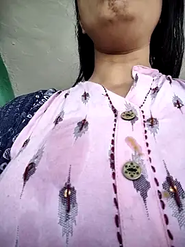 model seela online show from April 28, 3:54 am