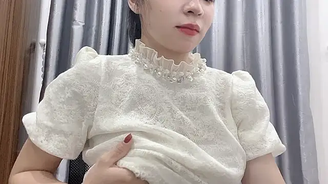 Ryo-Jisoo online show from April 23, 10:12 am