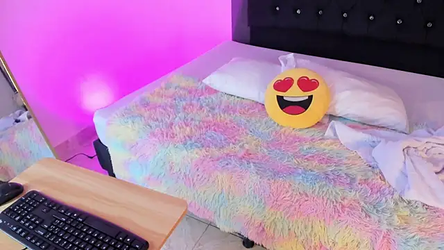 ChloeSterling online show from April 23, 8:00 pm