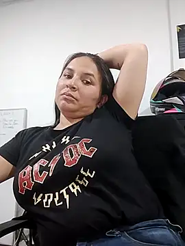 LilasBoobs online show from May 7, 2:16 am