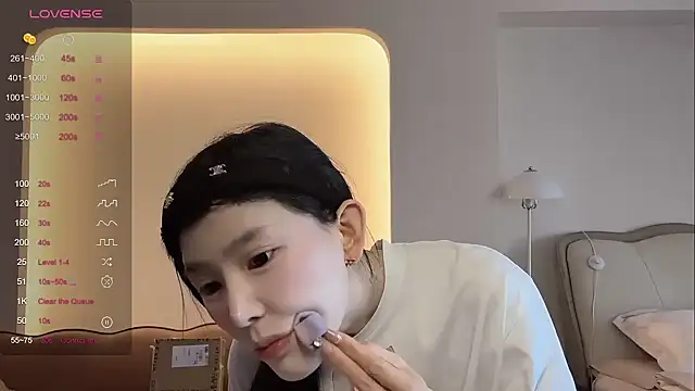 kiki-12 online show from May 3, 6:39 am