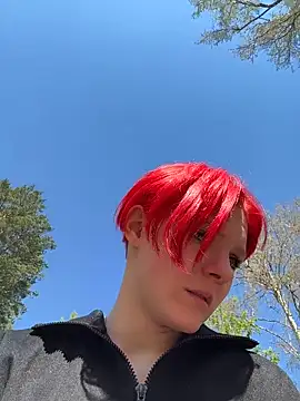 NinaParri online show from May 8, 4:27 am