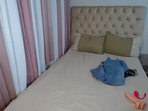 fuckmylollipop online show from May 4, 12:36 am