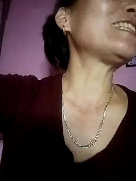 Lliygy online show from May 24, 12:48 pm