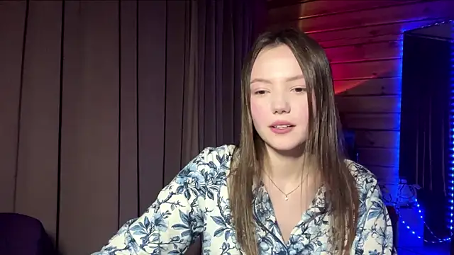 LenLen Solen online show from June 13, 2:47 pm