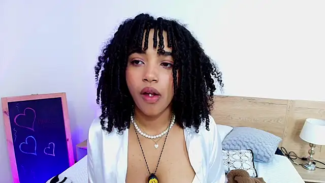 JazmyXXX online show from April 21, 1:42 am