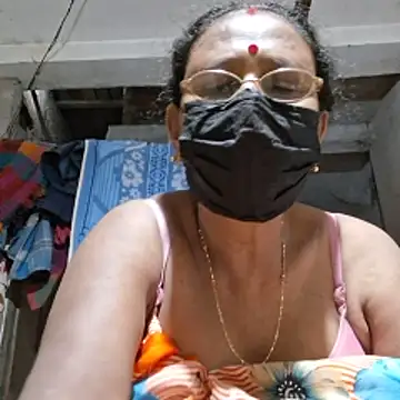Riya45326 online show from May 17, 7:13 pm