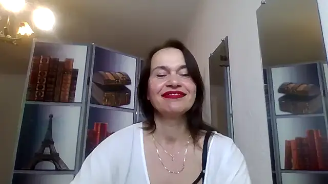 Selena Moo online show from April 25, 12:41 pm