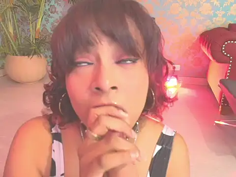 alexa cruz   online show from May 7, 12:20 pm