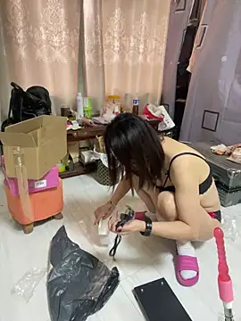lululove66 online show from April 26, 8:45 am