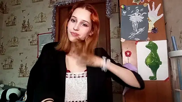 SirenFrost online show from April 30, 2:11 pm