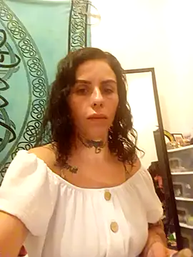 chiquitilla41 online show from June 2, 9:32 am