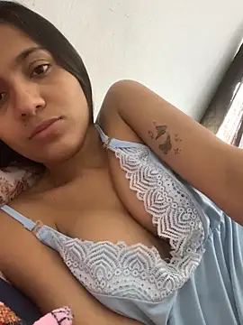 maduu789 online show from May 27, 3:20 pm