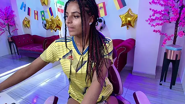 Lucia  vega online show from June 16, 11:55 am