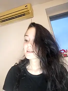 icedrosemarye online show from May 10, 5:37 pm