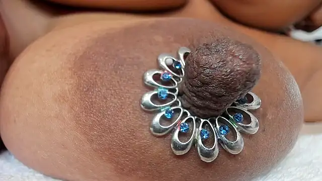 zara lopez online show from November 8, 8:03 pm