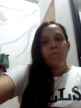 alexandra-queen online show from May 2, 10:02 pm
