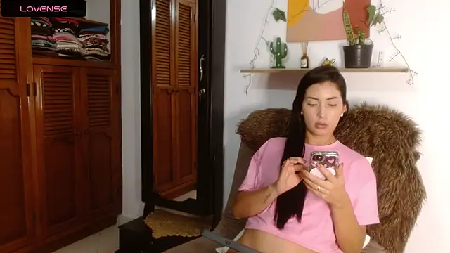 ivanna dl online show from May 22, 2:20 am
