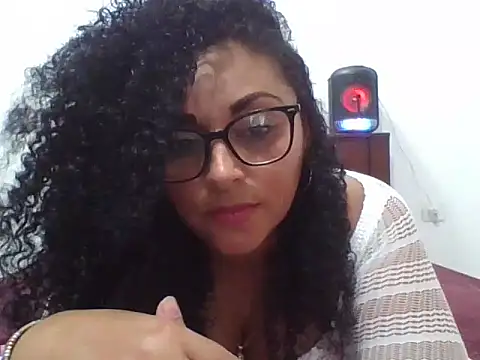 lachurca693 online show from May 1, 3:32 am