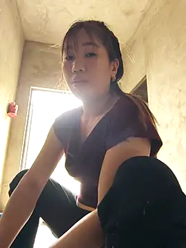 xinhxinh-cute online show from April 22, 3:36 am