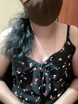 Latha lovely online show from April 24, 2:31 pm