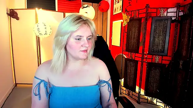 KathyBriggs online show from June 15, 9:42 am