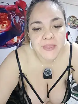 Natashablade   online show from June 14, 2:28 pm