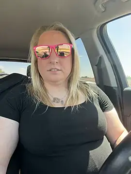 sweetkacibaby online show from April 29, 5:30 pm