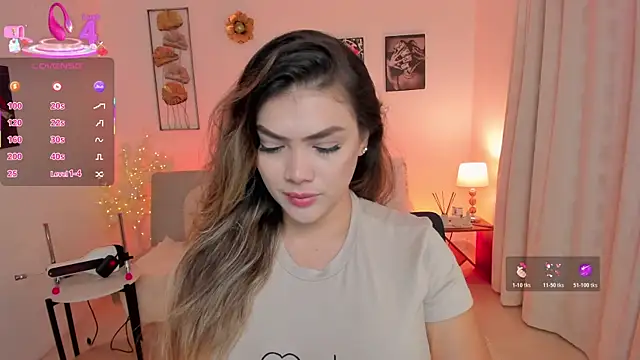 Sofia Velvetx online show from July 2, 2:34 pm