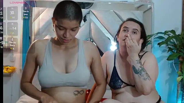 Natasha and zoe  online show from June 17, 4:19 pm