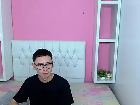 23alana online show from April 25, 3:31 am