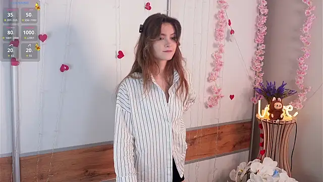 CherlyGuss online show from June 16, 3:29 am