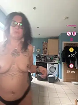 IvyBelleMilf online show from May 21, 10:46 am
