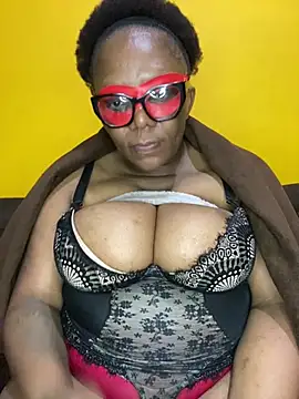 BoobsQueeen online show from June 5, 12:48 am